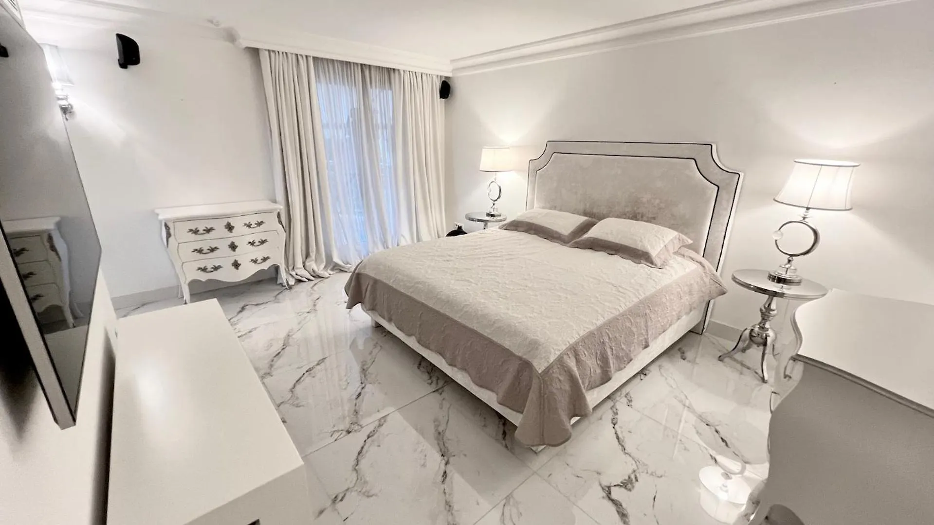 Penthouse Monte-Cristo 150M2, Parking & View Apartment Beausoleil