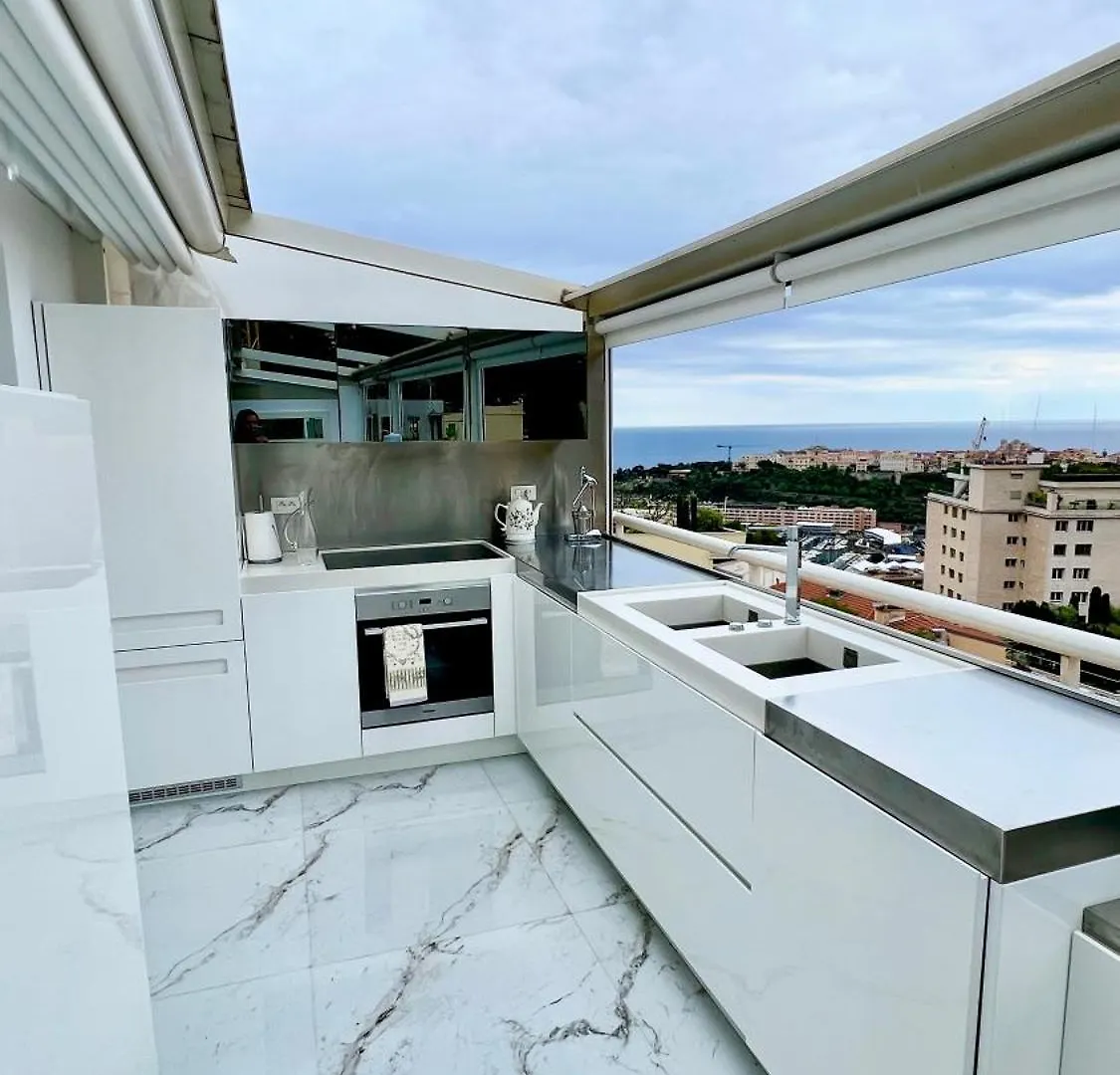 Penthouse Monte-Cristo 150M2, Parking & View Apartment Beausoleil